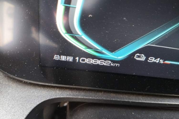 Used BYD e2 2019 Standard Range Model – Smart & Comfortable Version Odometer Close Up