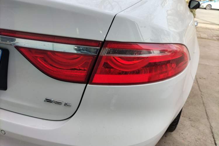 Used Jaguar XFL 2018 XFL 2.0T 250 PS Luxury Edition
