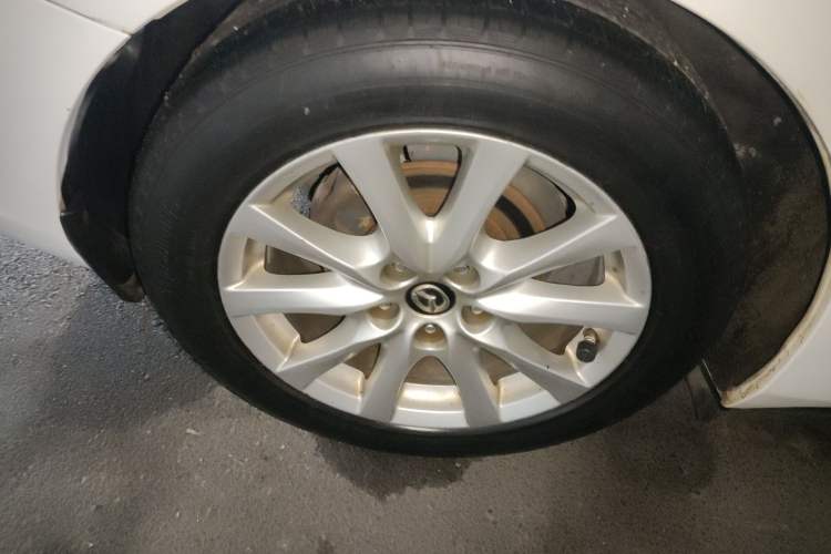 Used Mazda Atenza 2015 2.0L Blue Sky Luxury Edition Right Rear Wheel Hub