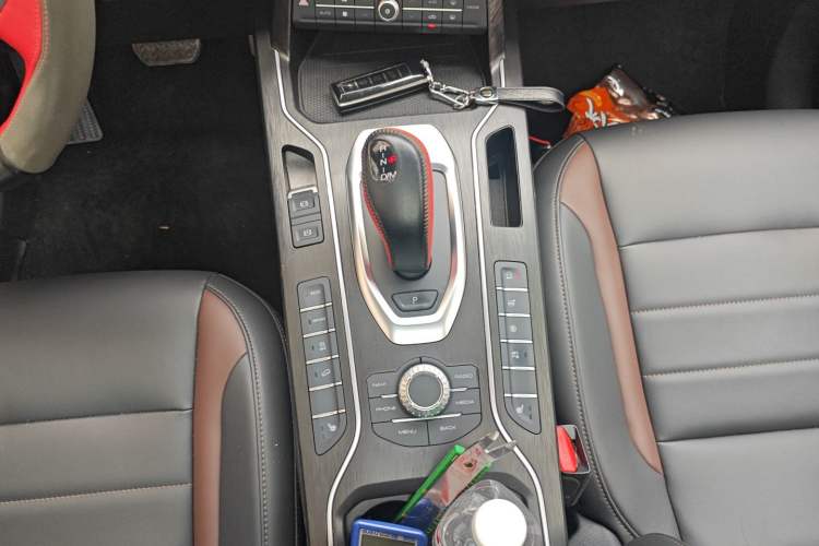 Used Wey VV5 2020 1.5T Two-Wheel Drive Smart Pioneer