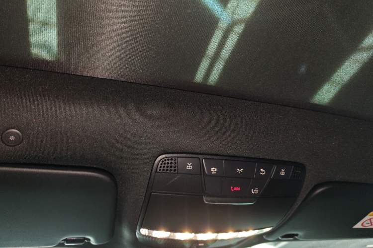 Used Mercedes-Benz GLC 2022 GLC 300 L 4MATIC Dynamic Edition Prestige Model Headliner