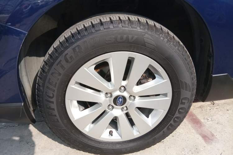 Used Subaru Outback 2017 2.5i Luxury Navigation Edition with EyeSight
