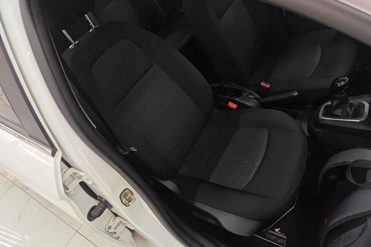 Used Peugeot 301 2016 1.6L Manual Comfort Edition