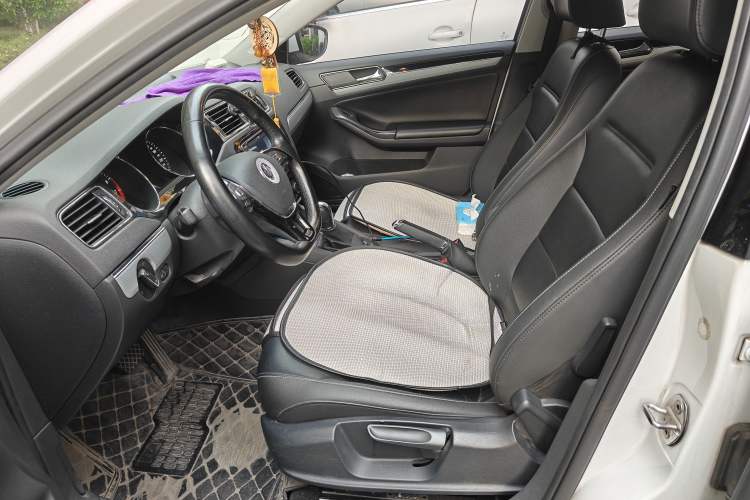 Used Volkswagen Sagitar 2018 280TSI DSG Ignite Edition Left Front Seat