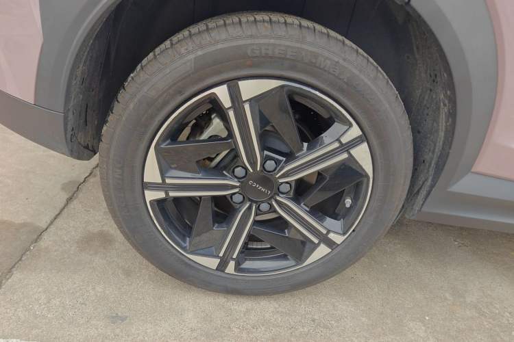 Used Lynk & Co 06 EM-P 2023 EM-P 126 Long-Range Pro