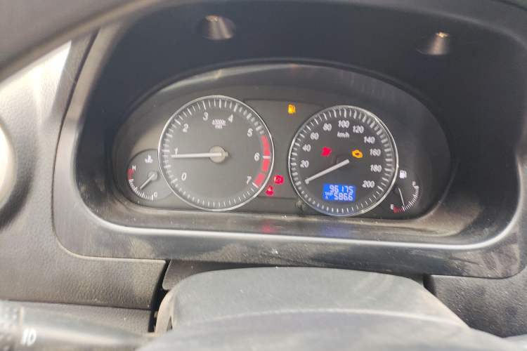 Used HYOSOW H2 2016 H2E 1.5L Elite Model BJ415B
