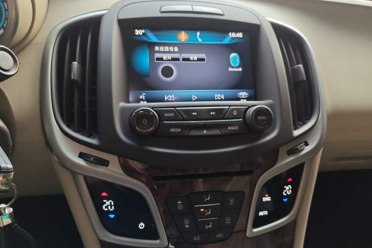 Used Buick LaCrosse 2013 2.4L SIDI Leading Comfort Version