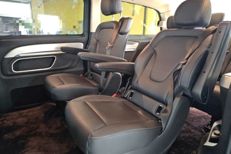 Used Mercedes-Benz Vito 2018 2.0T Business Version China VI Emission Standard Left Rear Seat