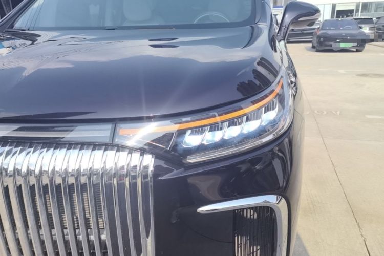 Used VOYAH Dream 2025 PHEV Four-Wheel-Drive Flagship Version – Qiankun Edition
