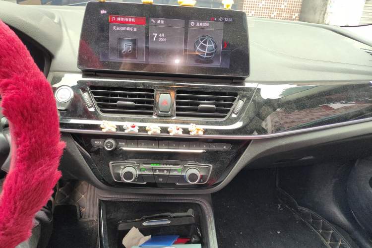 Used BMW 1 Series 2022 120i M Sport Night Edition Audio And AC Panel