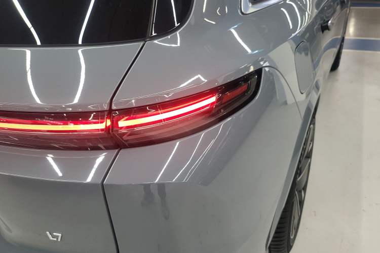Used Li Auto L7 2025 Max Smart Refresh Edition Right Rear Taillight