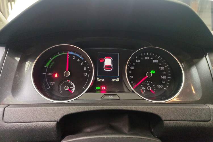 Used Volkswagen Golf Pure Electric 2020 Chari Instrument Cluster