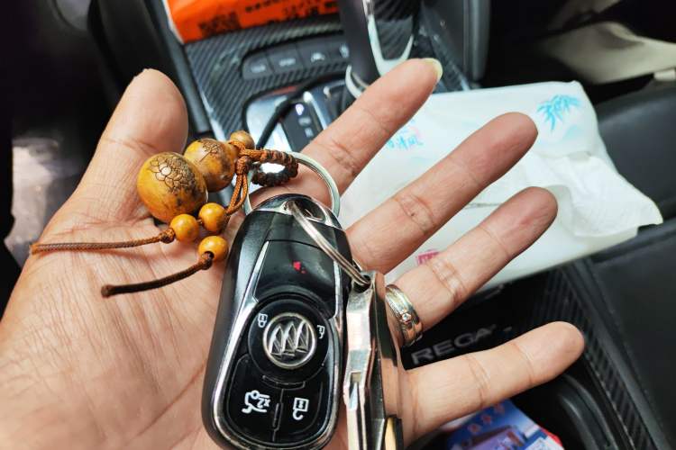 Used Buick Regal 2017 GS 28T Prestige Model
