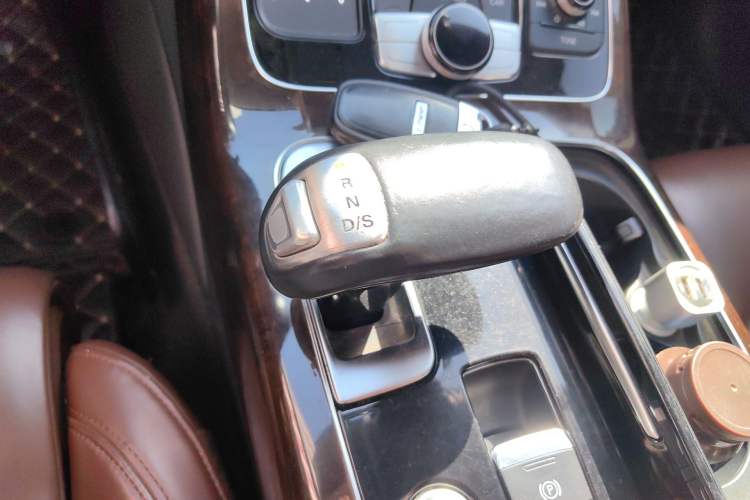 Used Audi A8 2013 A8L 40 hybrid