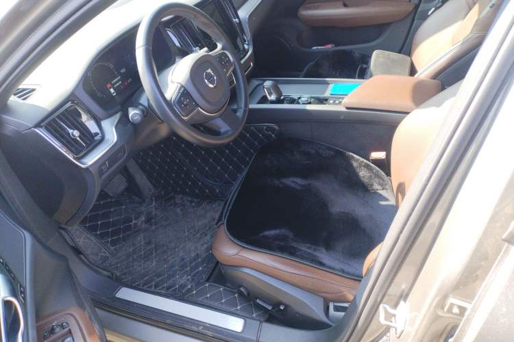 Used Volvo S60 2022 B4 Zhiyi Luxury Edition
