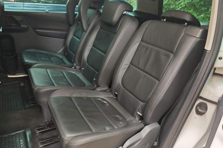 Used Volkswagen Sharan 2018 380TSI Luxury 7-Seater
