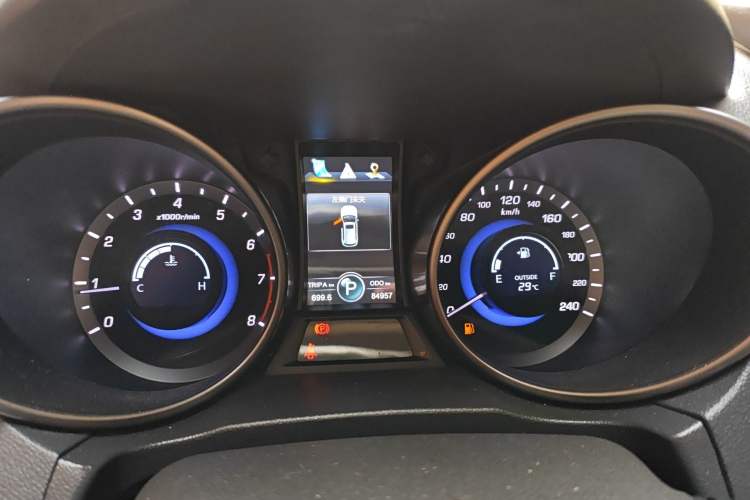 Used CHANGAN CS75 2016 1.8T Automatic Elite Model China V Standard Instrument Cluster