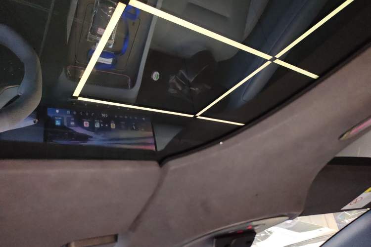 Used Avatr 12 2023 650 Three-Laser Four-Wheel Drive Performance Edition Headliner