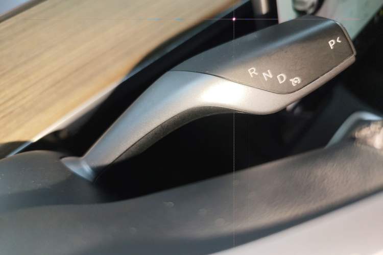 Used Tesla Model Y 2022 Rear-Wheel-Drive Version