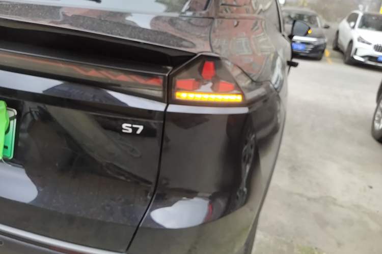 Used Deepal S07 2023 121Max Range-Extended Version Right Rear Taillight