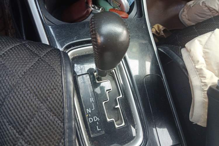 Used Mitsubishi Outlander 2018 2.0L Two-Wheel Drive Glory Edition 5 Seats