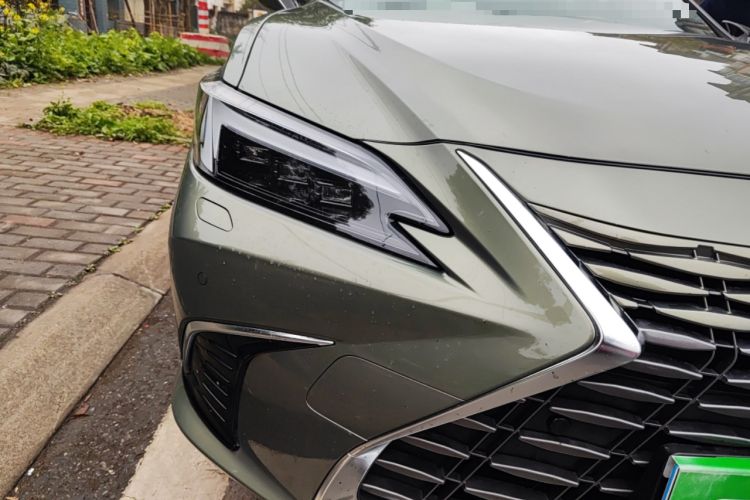 Used Lexus ES 2025 200 Premium Edition
