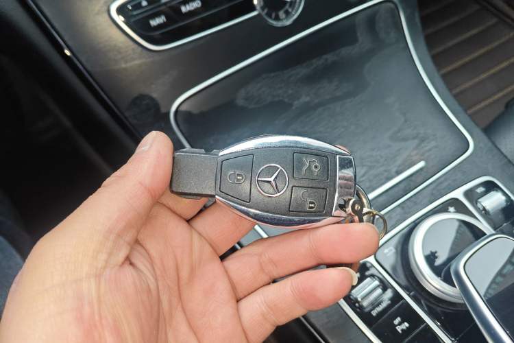 Used Mercedes-Benz C-Class 2017 C 200 L Sport Edition Vehicle Key