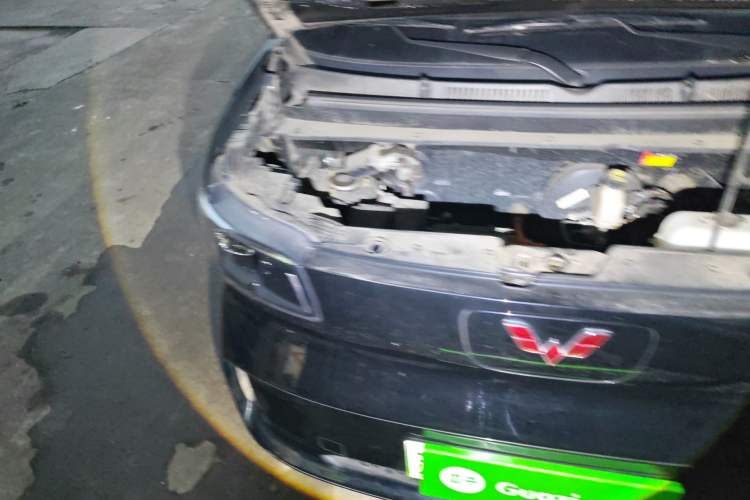 Used Wuling Zhiguang New Energy 2025 Comfort Model Right Front Headlight