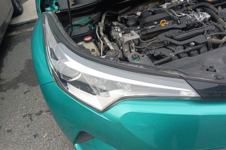 Used Toyota C-HR 2018 2.0L Leading Edition China V-standard