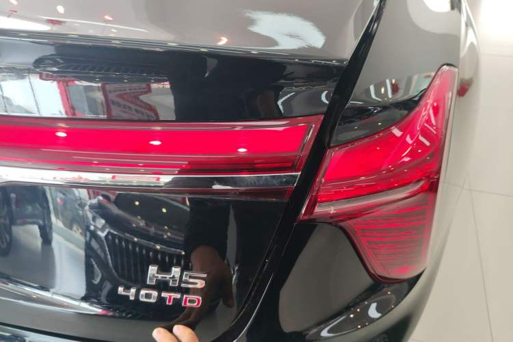 Used Hongqi H5 2023 2.0T Automatic Smart Connect Flagship Edition