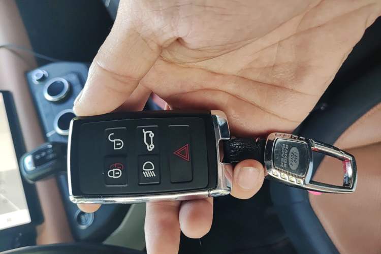 Used Land Rover Defender 2023 Facelifted 110 3.0T P400 X-DYNAMIC HSE Vehicle Key