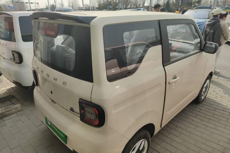 Used Geely Galaxy Panda 2025 210 km – Yuanqi Bear