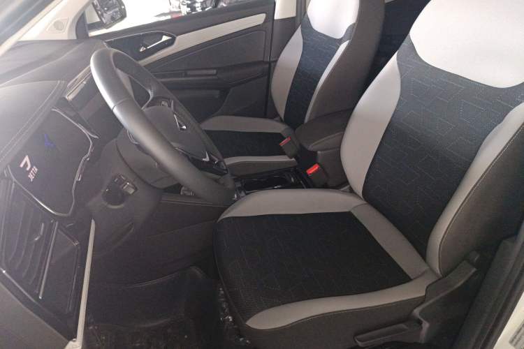 Used Jetta VS7 2024 280TSI Automatic Pioneer Edition