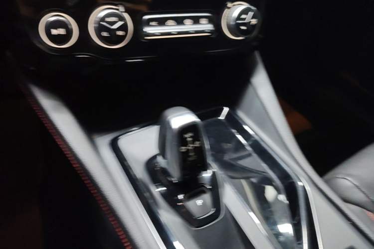 Used Lynk & Co 02 2019 High-Energy Edition 2.0T Automatic Two-Wheel Drive Pro Version China VI Standard