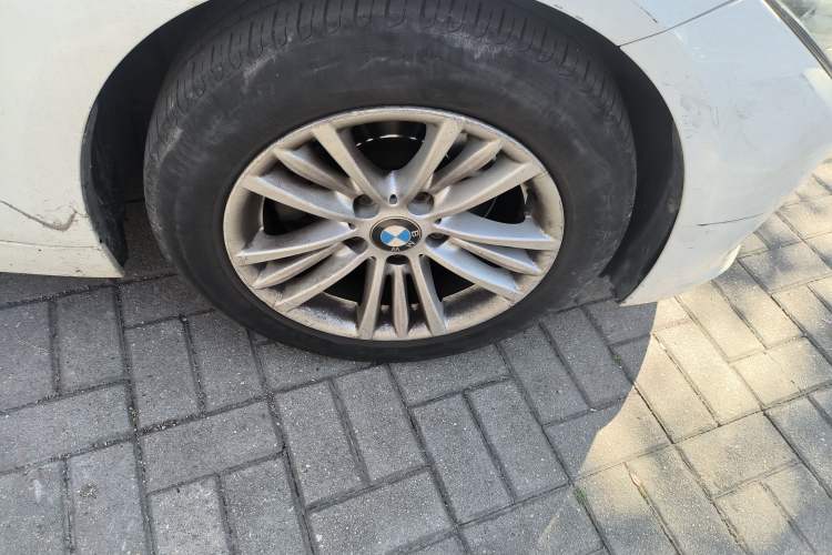 Used BMW 3 Series 2015 316Li Fashion Model