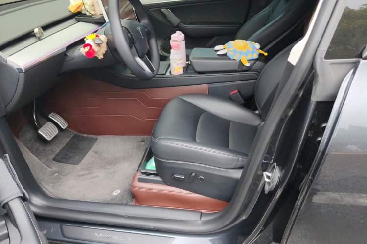 Used Tesla Model Y 2024 Rear-Wheel-Drive Version