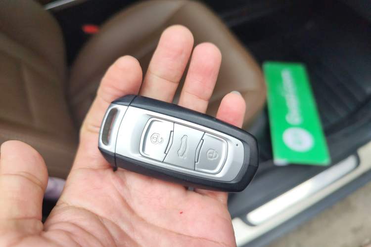 Used Geely Auto Emgrand X7 Sport 2016 1.8TD Automatic ZhiZun Version