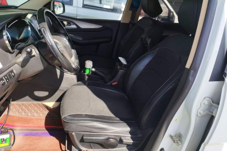 Used Baojun 560 2015 1.8L manual Comfort trim level Left Front Seat