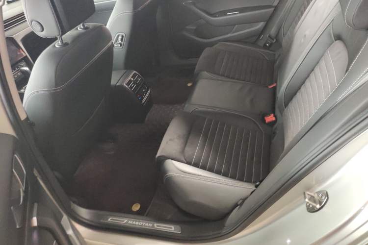 Used Volkswagen Magotan 2020 330TSI DSG Luxury Edition
