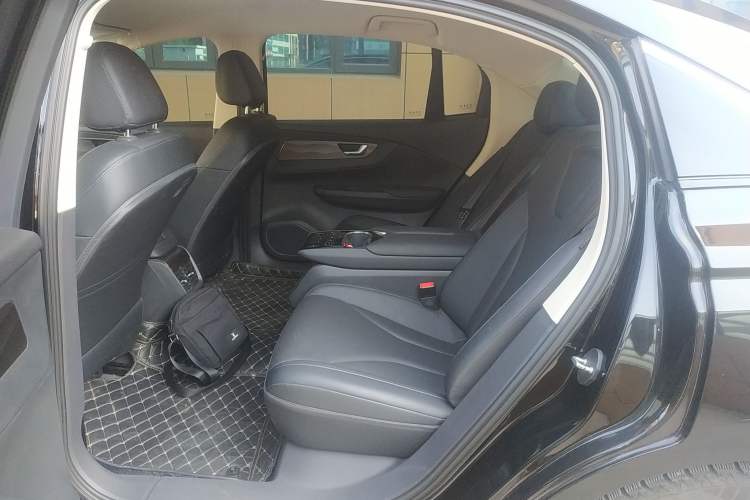 Used Hongqi E-QM5 2021 Charging Flagship Edition
