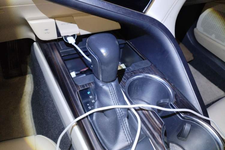 Used Toyota Camry 2018 2.0G Luxury Edition
