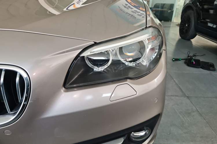 Used BMW 5 Series 2014 525Li Leading Model Left Front Headlight