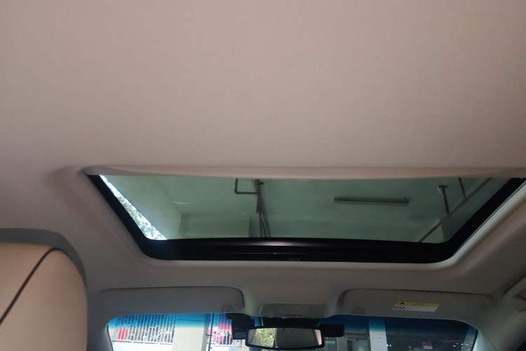 Used Buick GL8 2020 Land Business Class 652T Luxury Model
