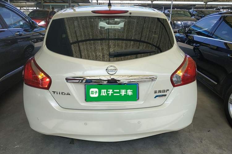 Used Nissan Tiida 2011 1.6L CVT Smart Version