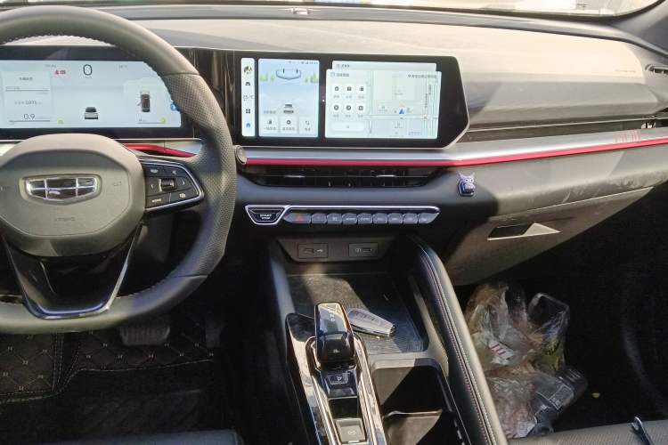 Used Geely Auto Coolray 2022 Bin Yue COOL 1.5TD DCT Ignite Edition