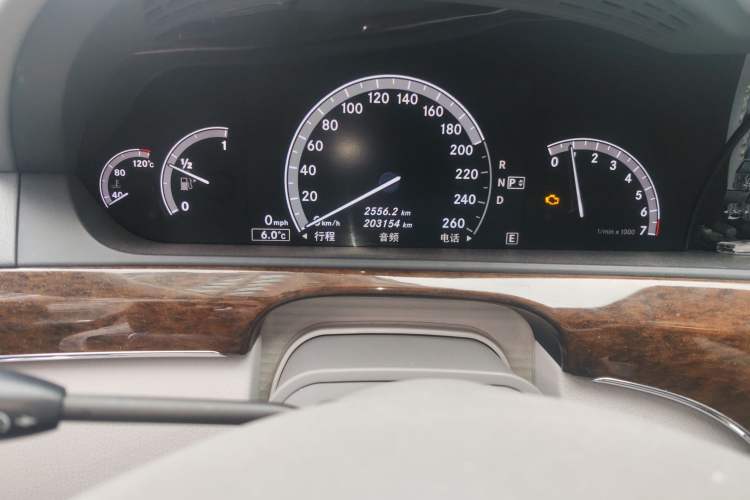 Used Mercedes-Benz S-Class 2012 S 300 L Business Standard Model
