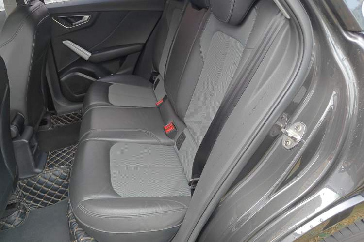 Used Audi Q2L 2018 35 TFSI Fashionable & Elegant Version China VI Emission Standard Left Rear Seat