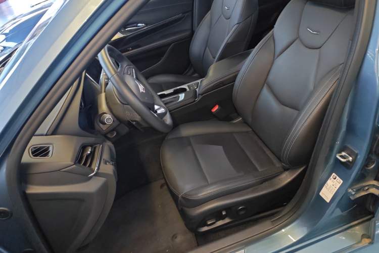 Used Cadillac CT4 2023 28T Luxury Version
