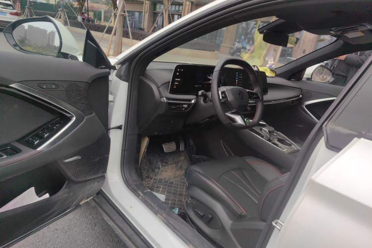 Used MG 7 2023 1.5T DCT Elegant & Graceful Edition