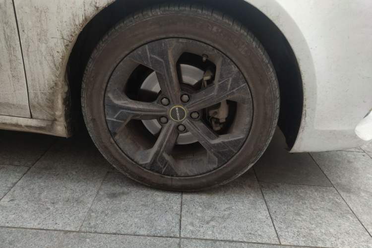 Used Roewe i6 MAX New Energy 2020 1.5T PHEV Sporty Cool Edition Right Front Wheel Hub